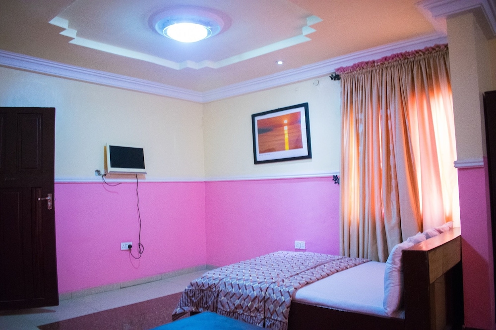 Maria Suites — photo 35
