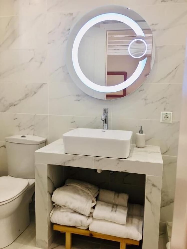 Metis Athens Suites