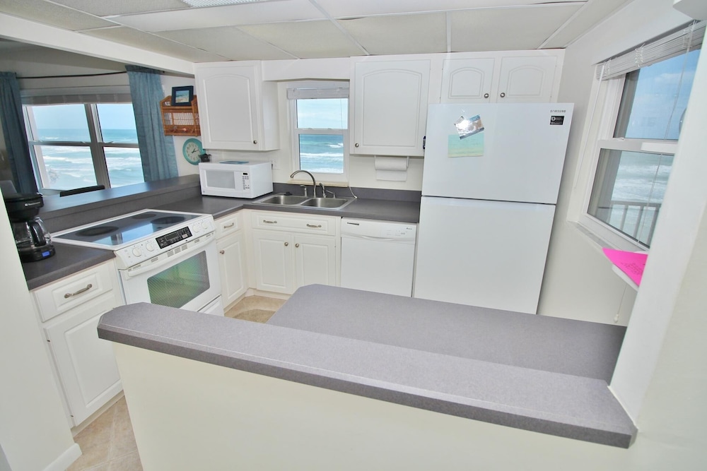 Sea Coast Condominium 518