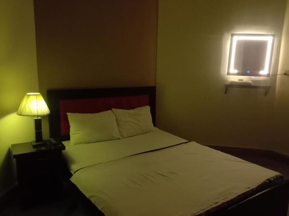 Regal Guest House