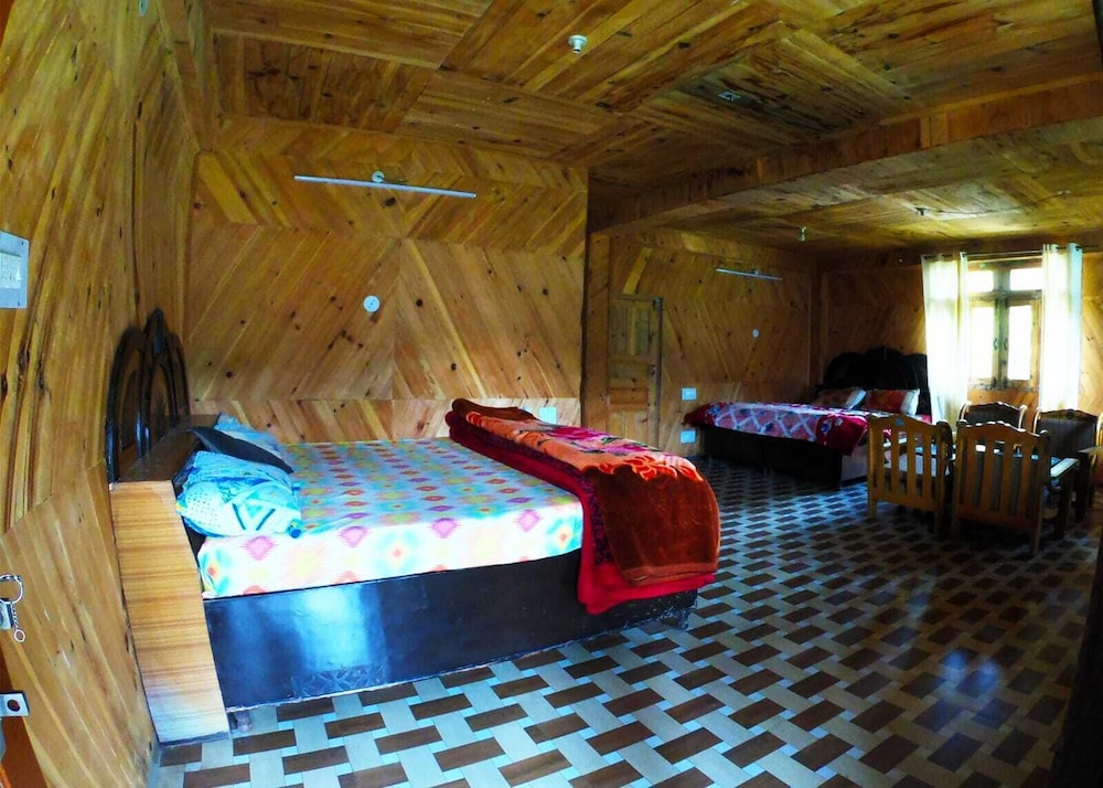 Pahadi Bliss Hotel Hostel Tosh