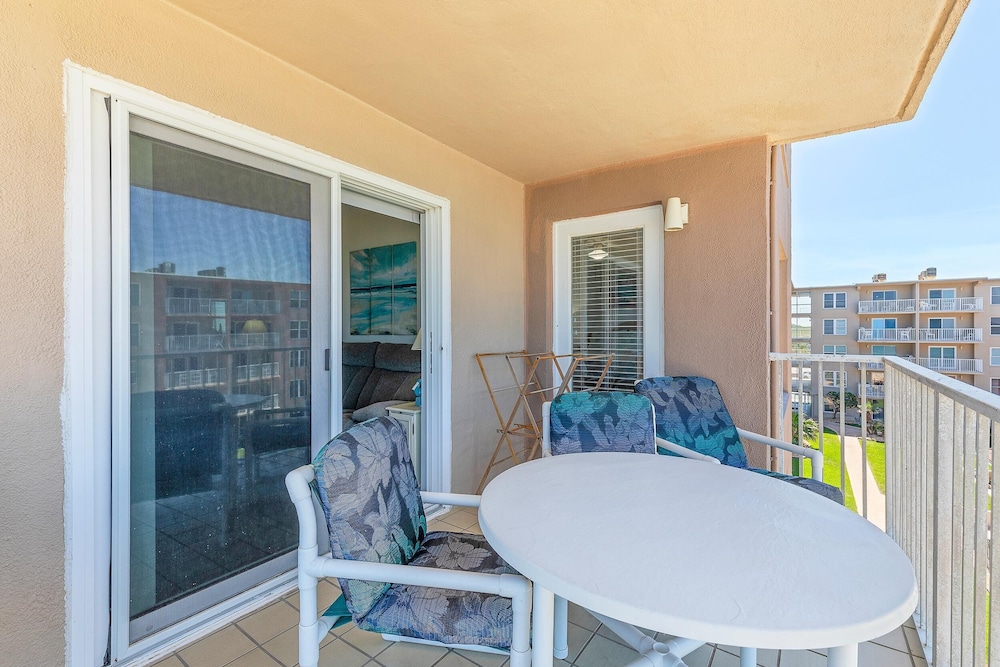Sea Coast Condominium 418