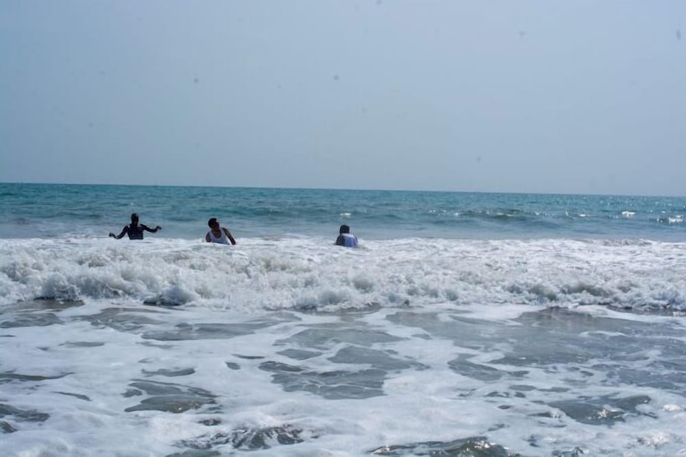 La Campagne Tropicana Beach Resort