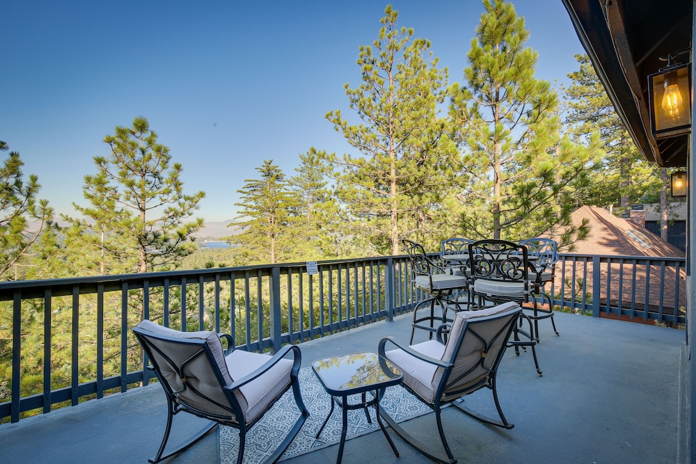 3 Decks, Game Room + Views: Lake Arrowhead Home! view 4