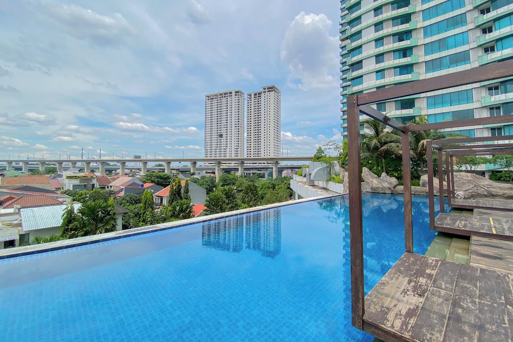 Good Choice And Homey Studio Grand Kamala Lagoon Apartment