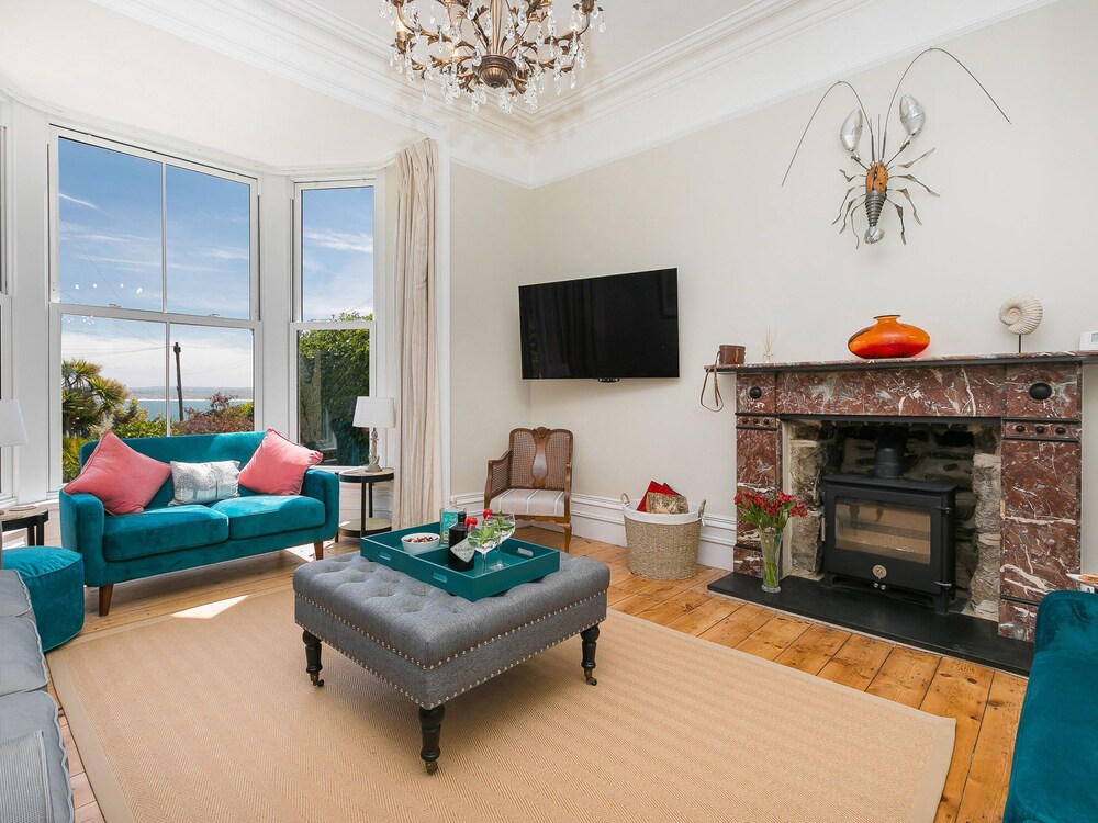 6 Albany Terrace