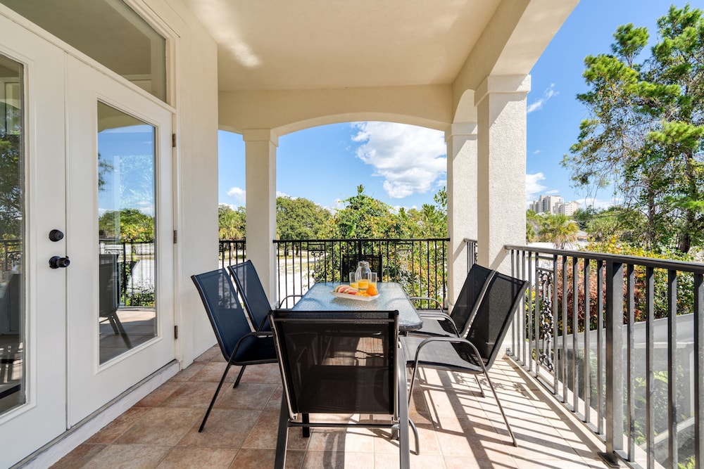 Miramar Manor by Avantstay Walk to the Beach! view 5