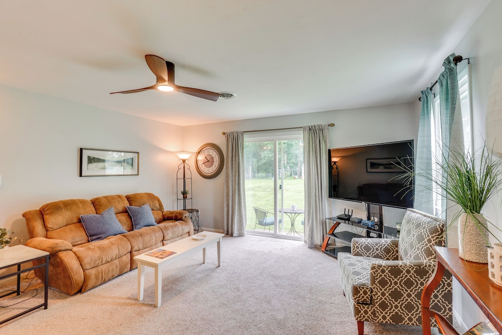 Family Retreat Near Hersheypark w/ Horse Farm View
