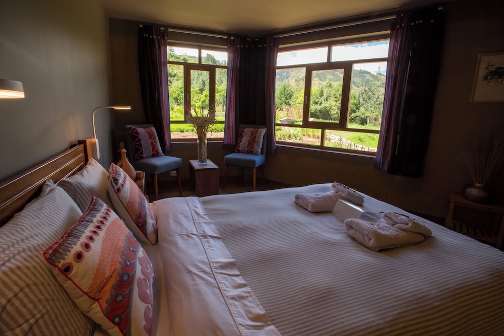 Fleur Lodge view 5