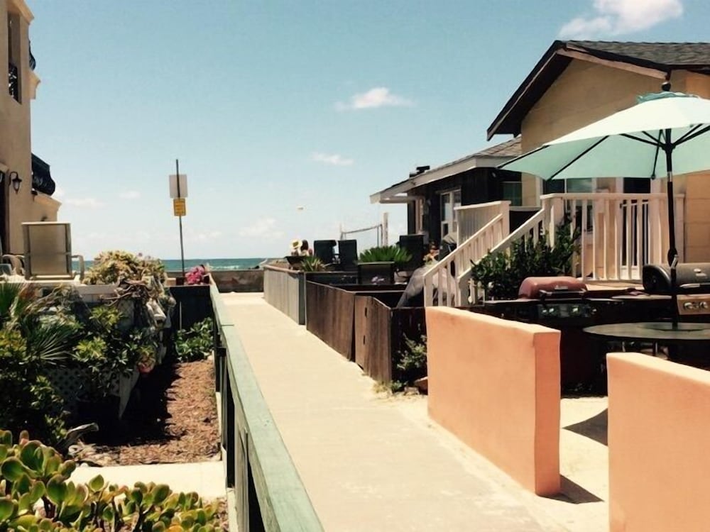 Luxury Ocean View Condo Mission Beach