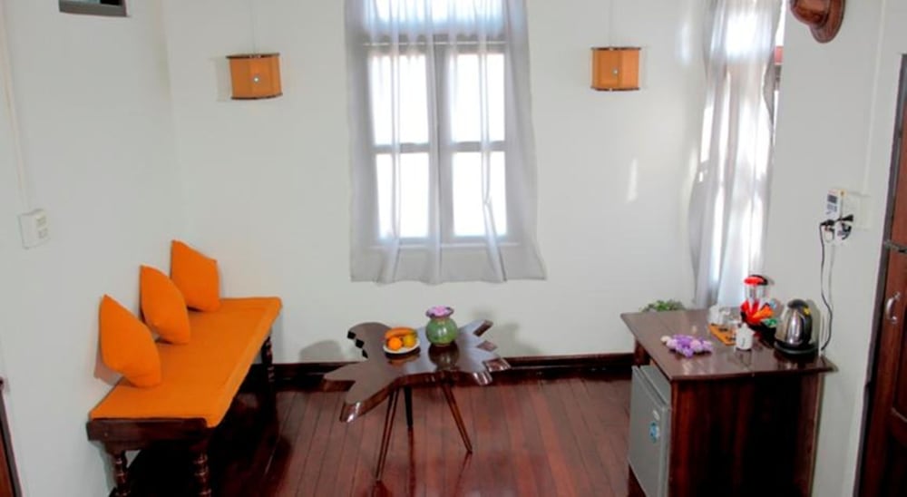 Lady Princess Hotel