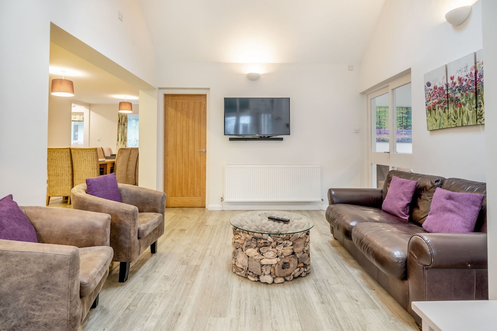 Hazel - Woodland Cottages