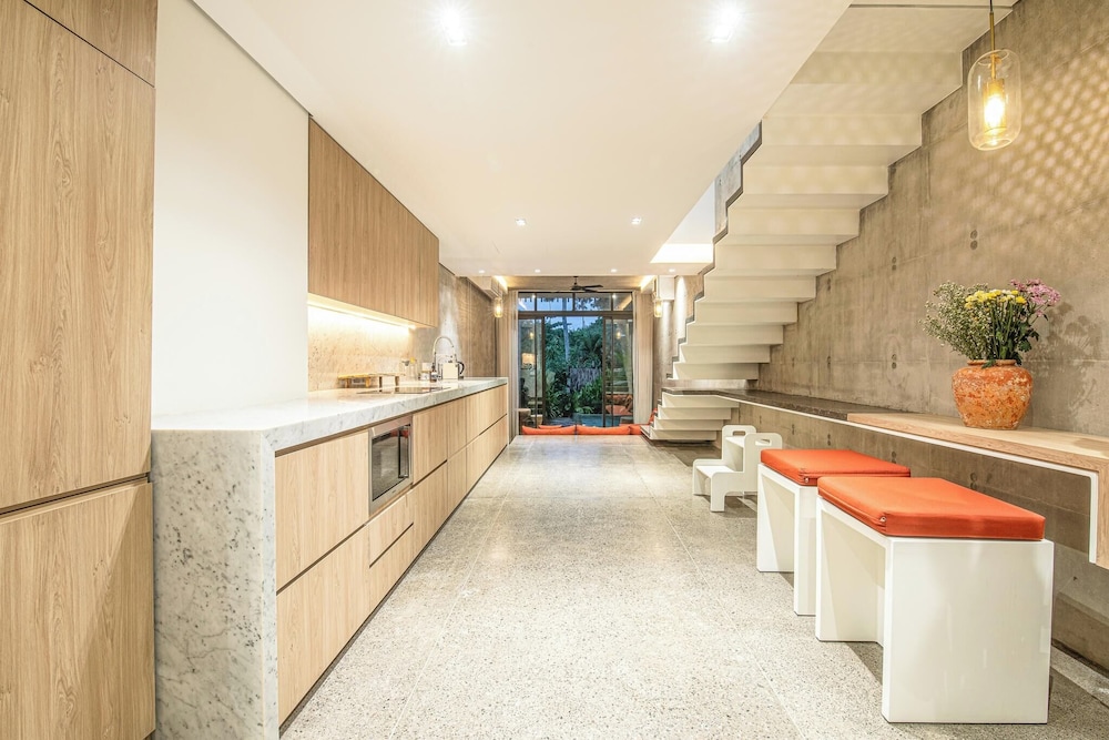 Modern 2BR Villa Enclosed Living Heart of Canggu
