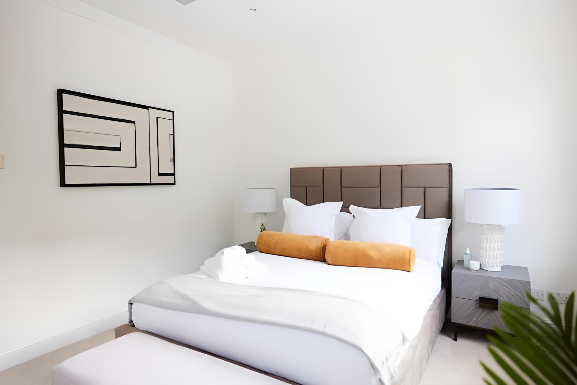The Kensington Chelsea Escape - Stunning 5bdr With Patio Terrace