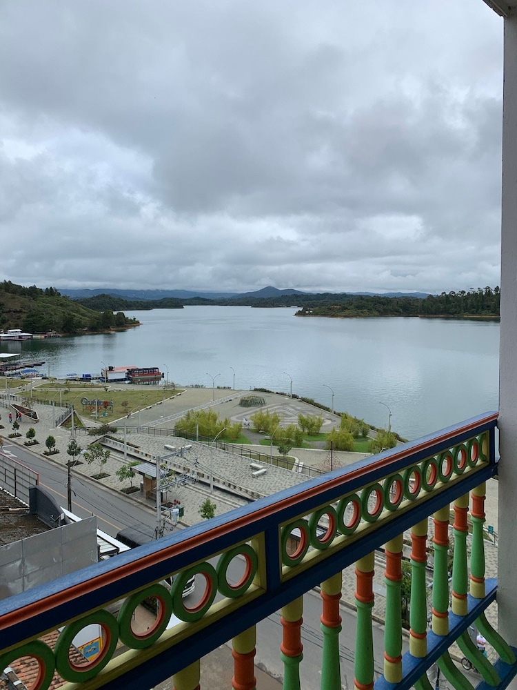 Edificio San Jose Parque Guatape