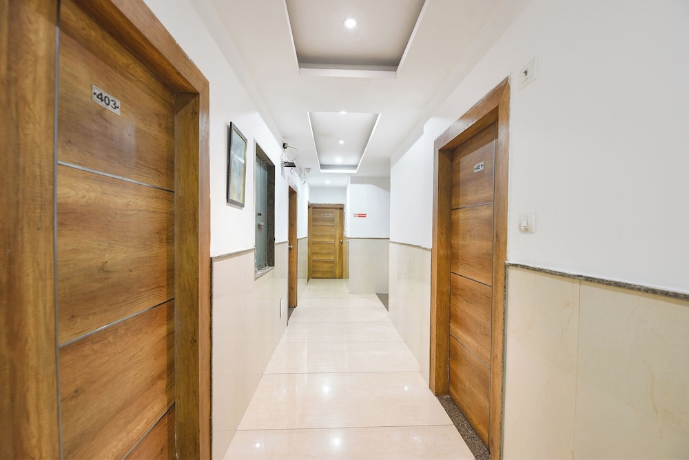 Fabhotel Sun Plaza