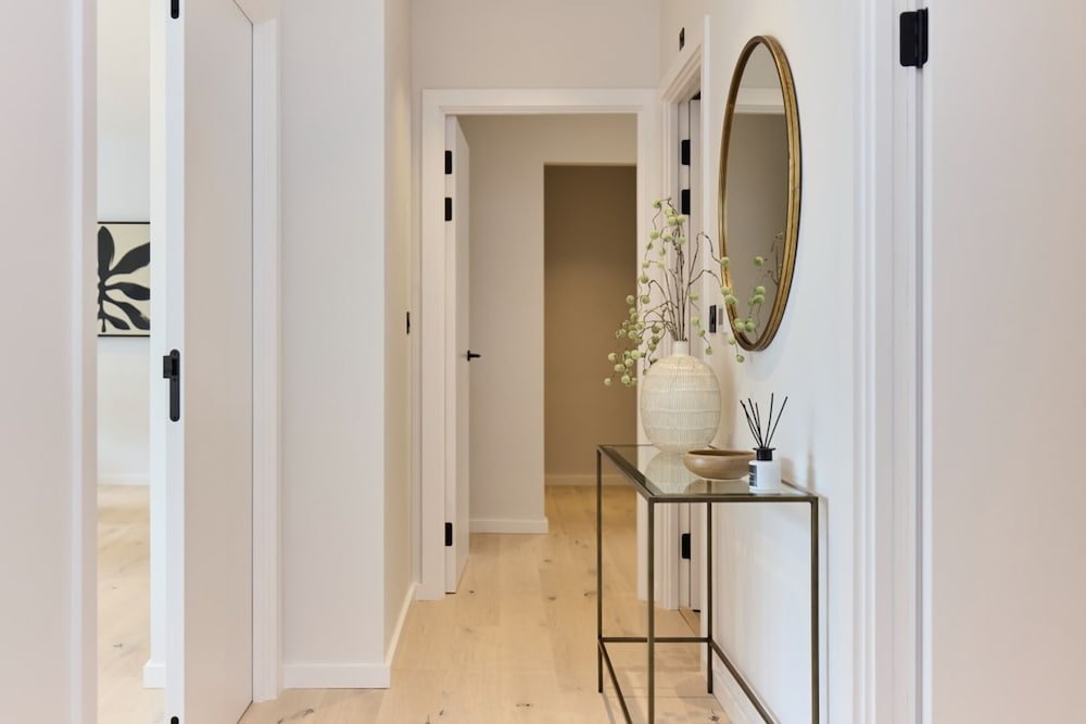 The Brondesbury Place - Bright 2bdr Flat With Balcony Parking