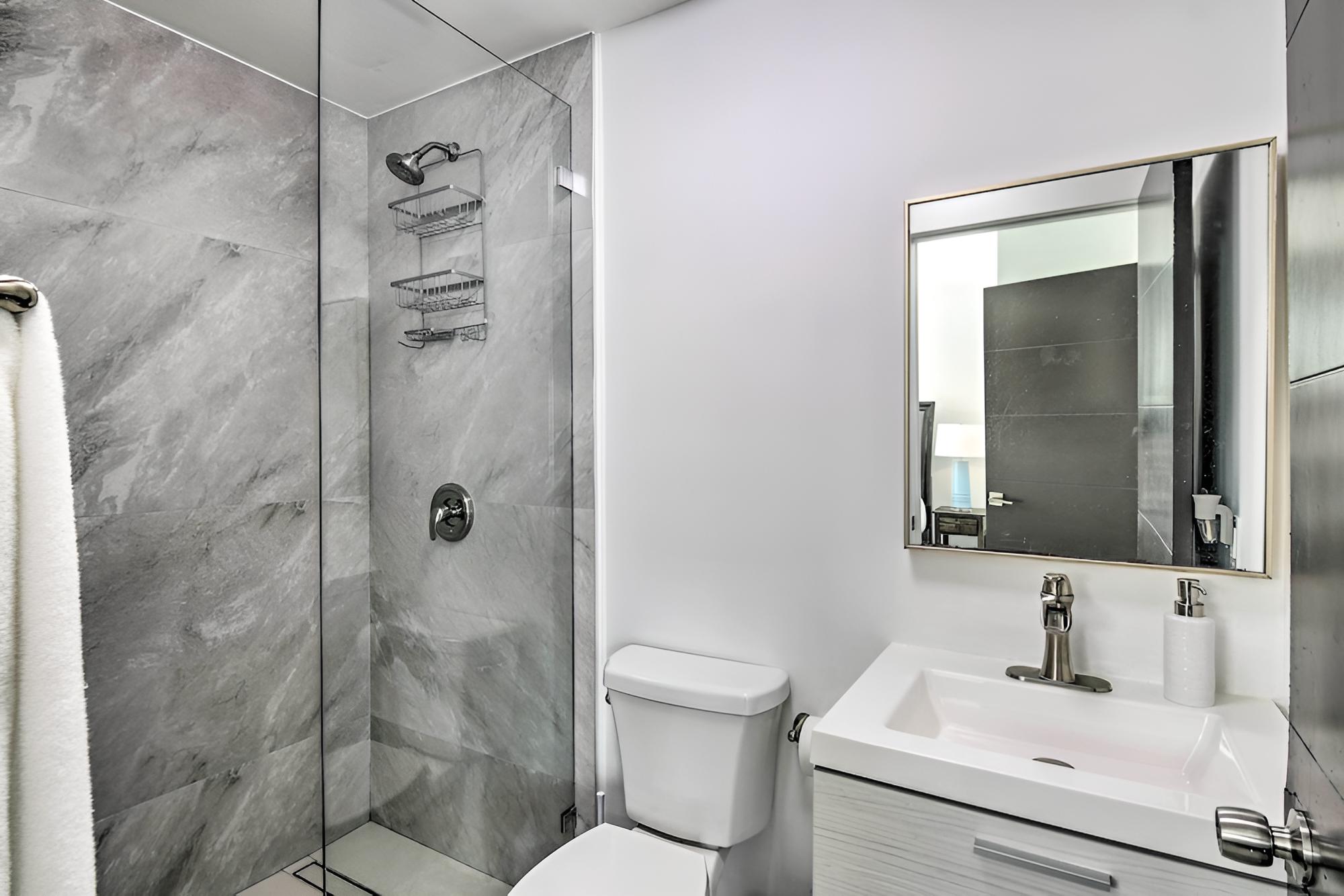 Upscale Miami Escape: 20 Mi to South Beach!