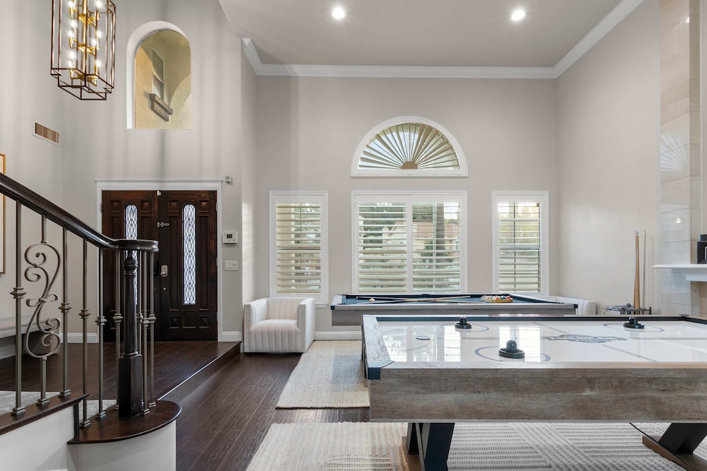 Luxury Pool Home w Theater Games Mountain View