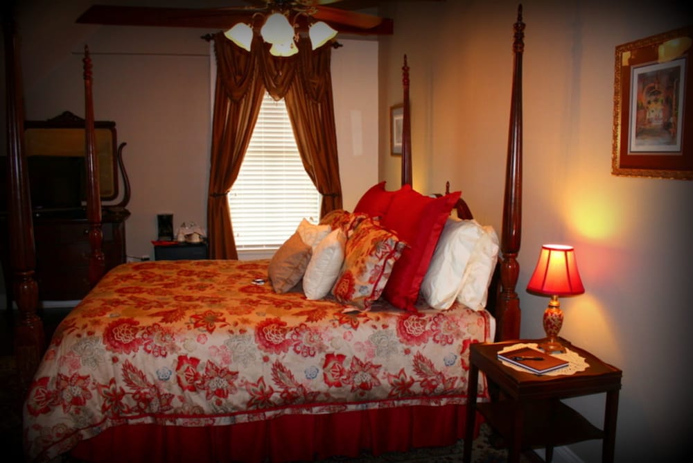 Sweet Cane Inn