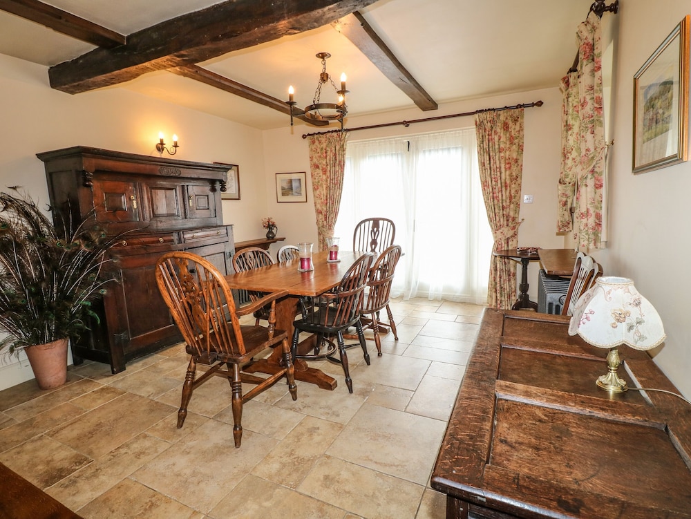 Mill Farm - The Farmhouse