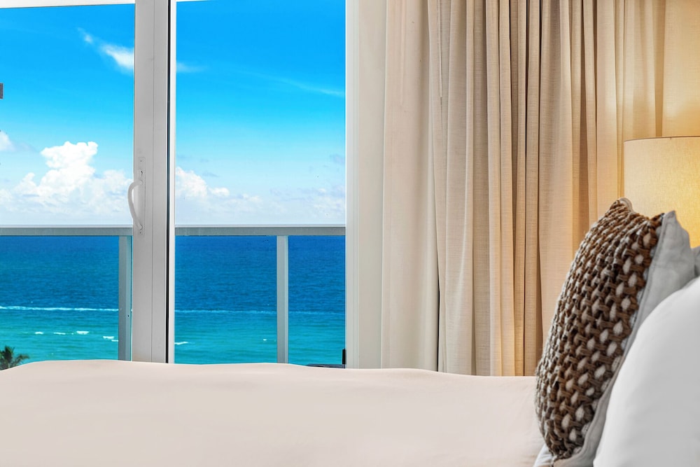 Luxury Vacation Rentals at 1 Hotel & Homes by LRMB