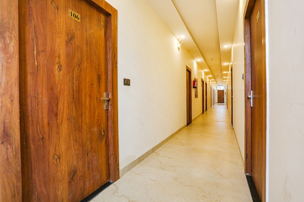 Fabhotel Brij Kaushal
