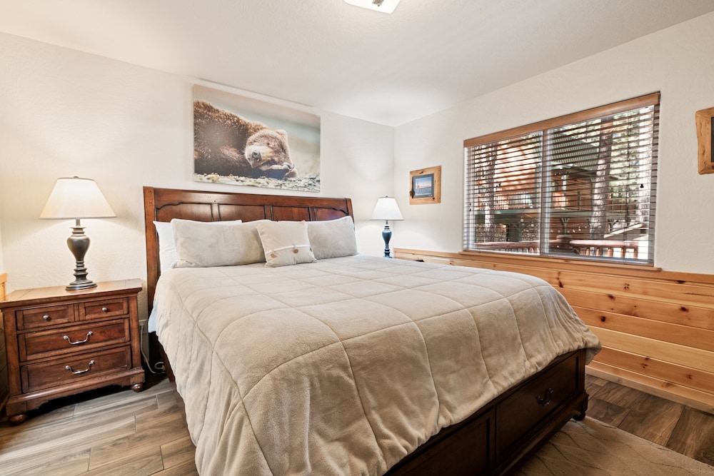 Catalina Creekside Cabin