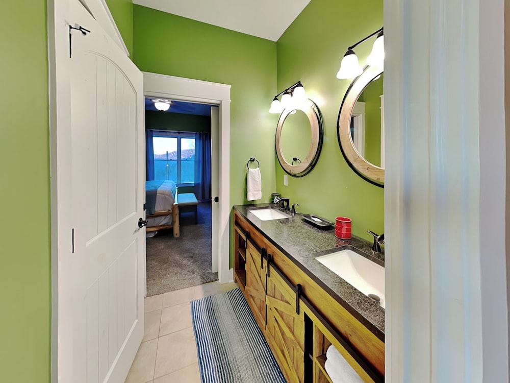 5 Solas Lodge by Jackson Mountain Rentals