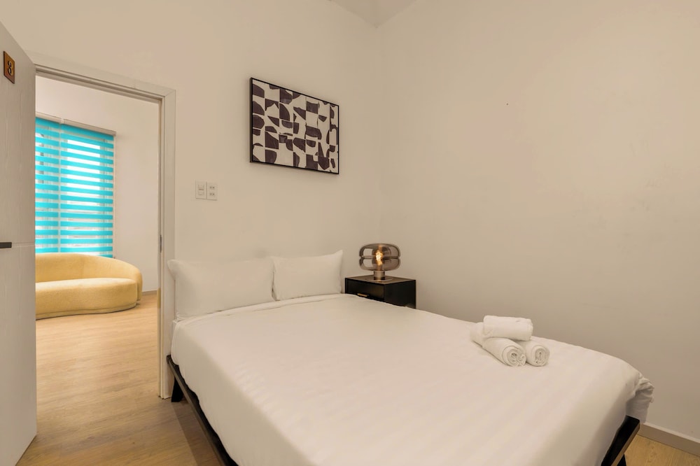 Lux white villa 9 Bedrooms