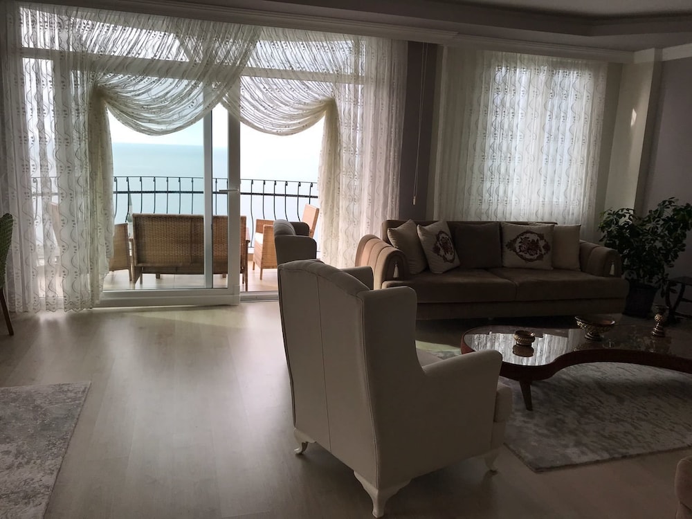 Arsin Villa