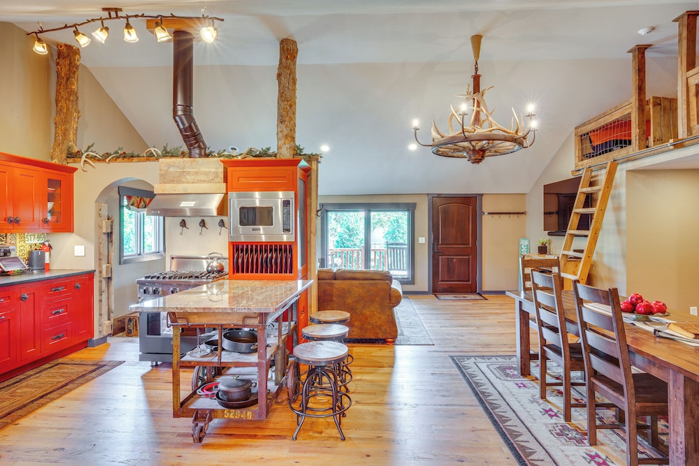 Stay & Sip: Group Ranch at Shamrock Hills Vineyard