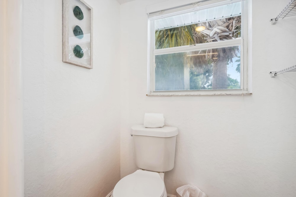 Beach Livin 3 - 3 Bedroom Upstairs