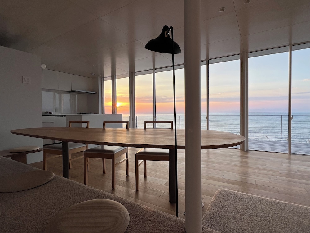 Cliff House MORAI