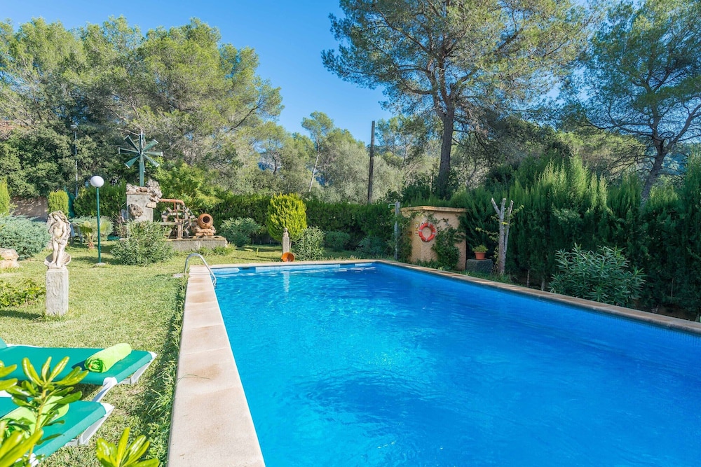 Els Pins - Villa With Private Pool In Crestatx