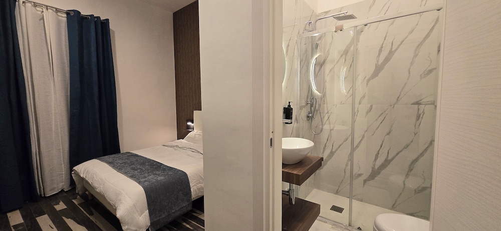 Napoli Central Stay
