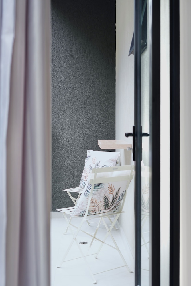 ADN Apartments and Studios