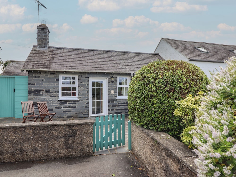 Ty Llaeth Cottage