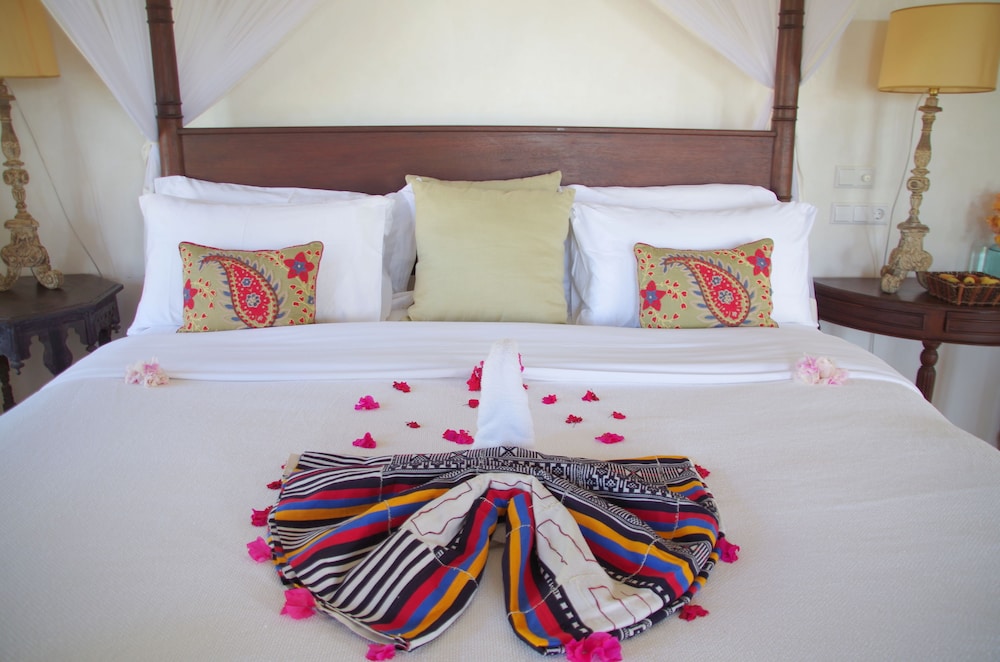 Qambani Luxury Resort
