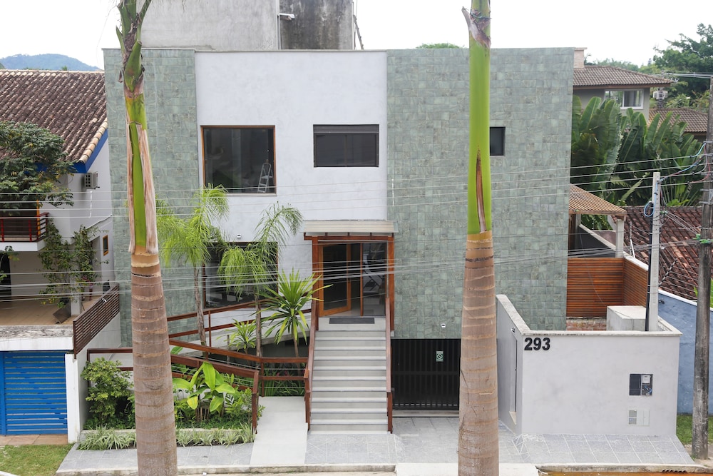 Palulu Flats