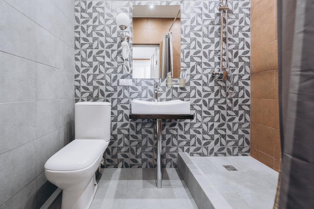 Oversize Piter Hotel