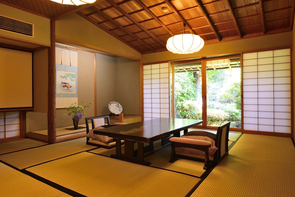 Atami Sekitei