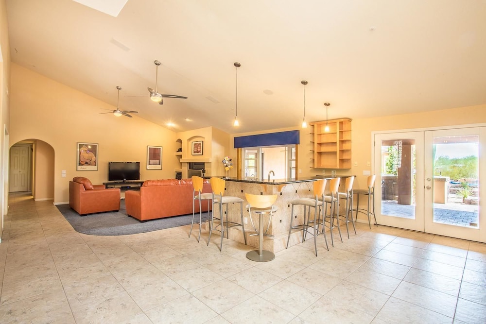 Bella Turquoise By Signature Vacation Rentals