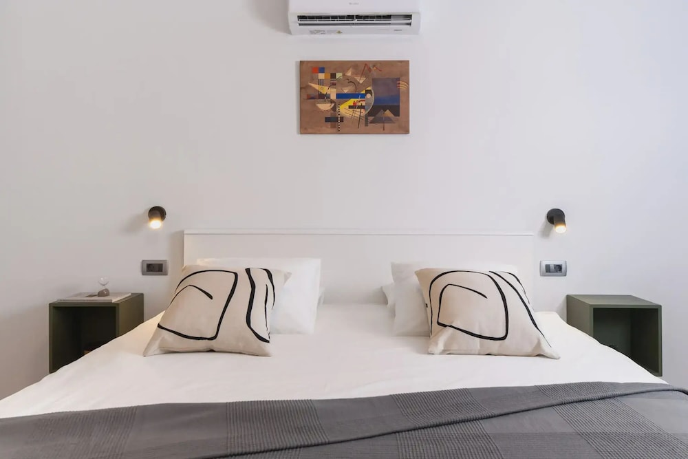 Photinia in Labin With 3 Bedrooms and 1 Bathrooms