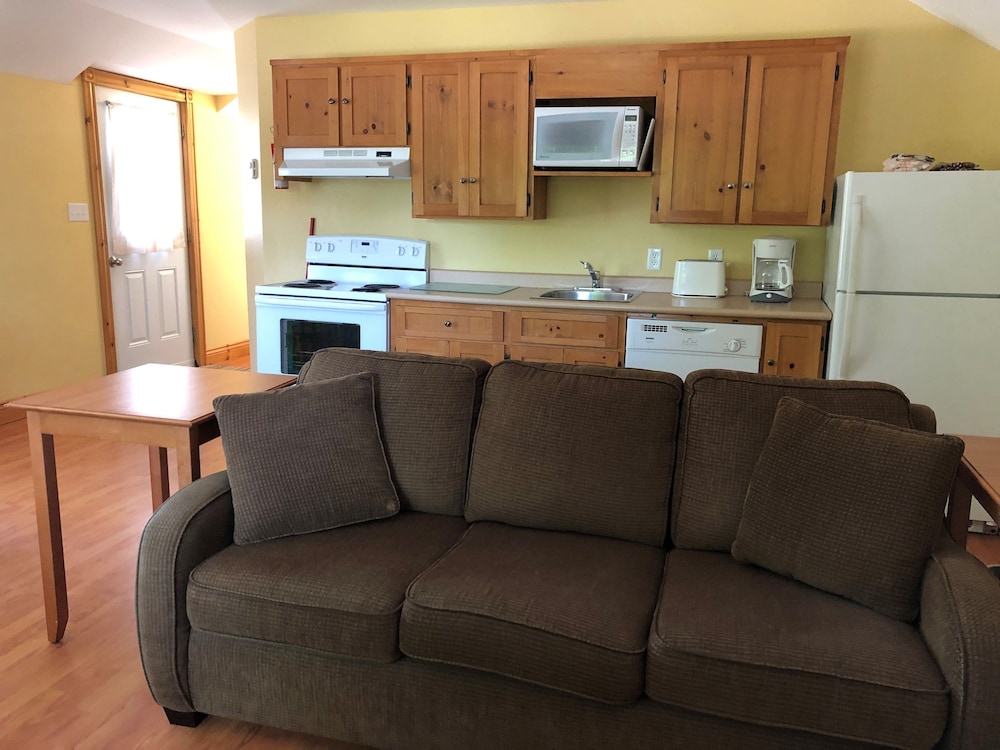 Shining Waters Cottages