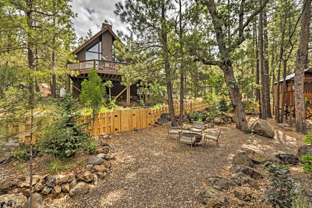 Pet-friendly Munds Park Retreat w/ Wraparound Deck view 4