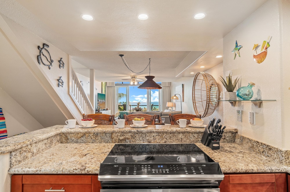 Kahana Villa E609 in Lahaina