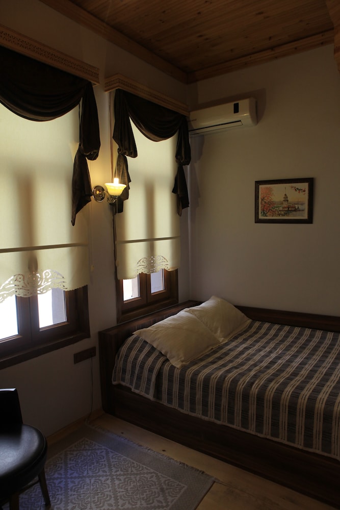 Tom Square Butik Otel - Image 49