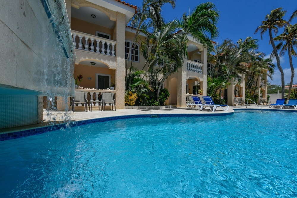 1br1ba Condo in Amazing Location Wacamaya Condos