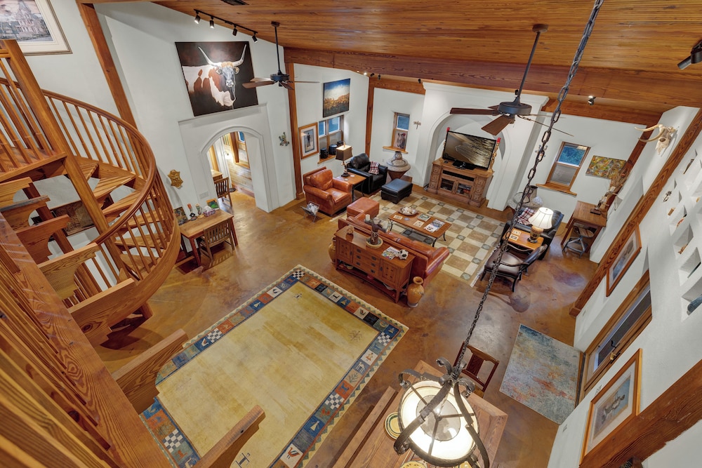 The Willows Casa Grande - Four Minutes to Downtown!